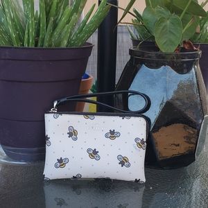 Coach™️ Babyblue Bumblebee Wristlet
